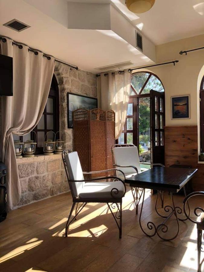 Hotel Carrubba Vùng duyên hải Vùng duyên hải Donja Lastva Ngoại thất bức ảnh