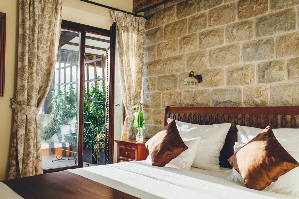 Hotel Carrubba Vùng duyên hải Vùng duyên hải Donja Lastva Ngoại thất bức ảnh